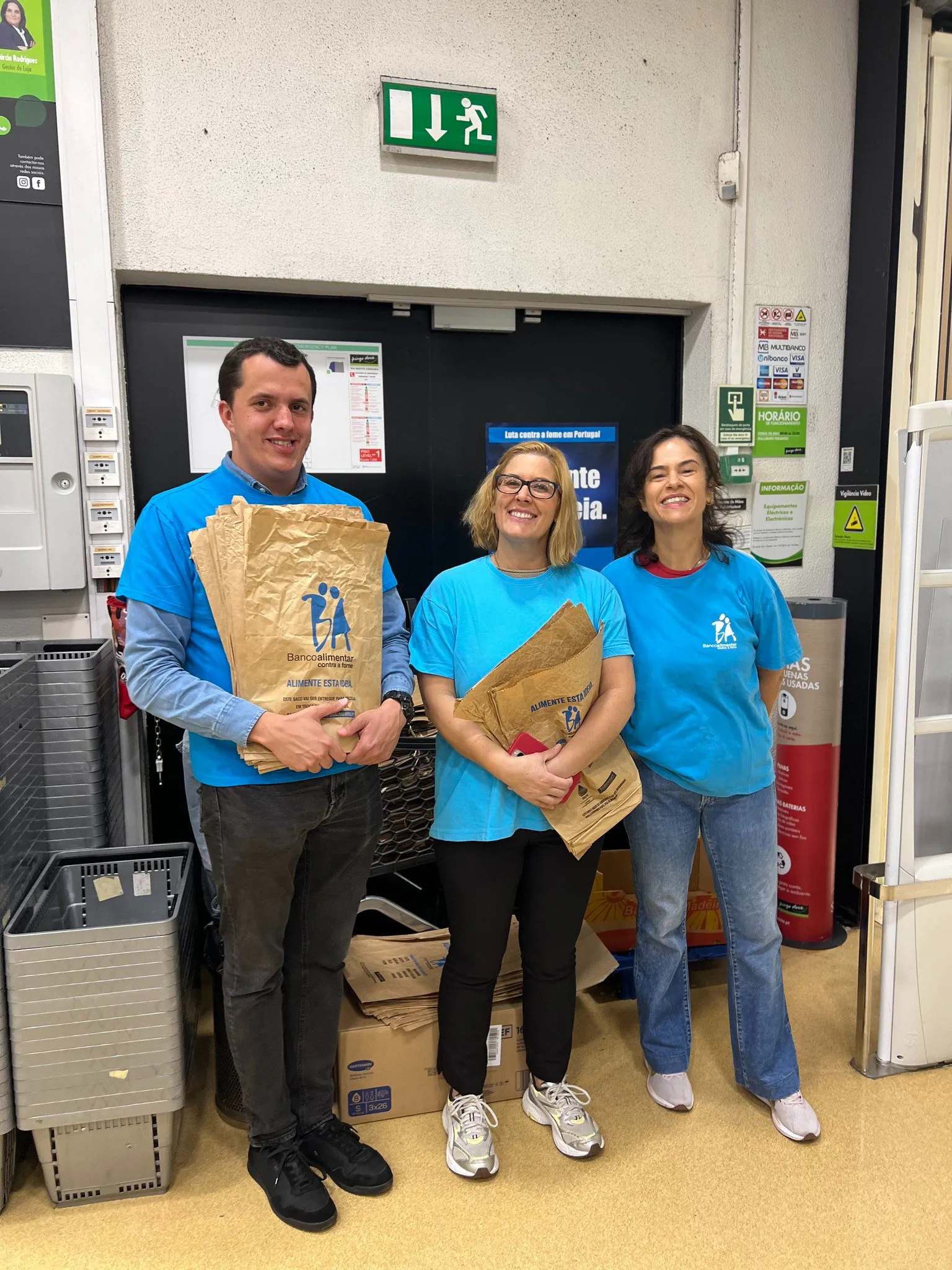 Volunteers at Centro da Mãe in Madeira